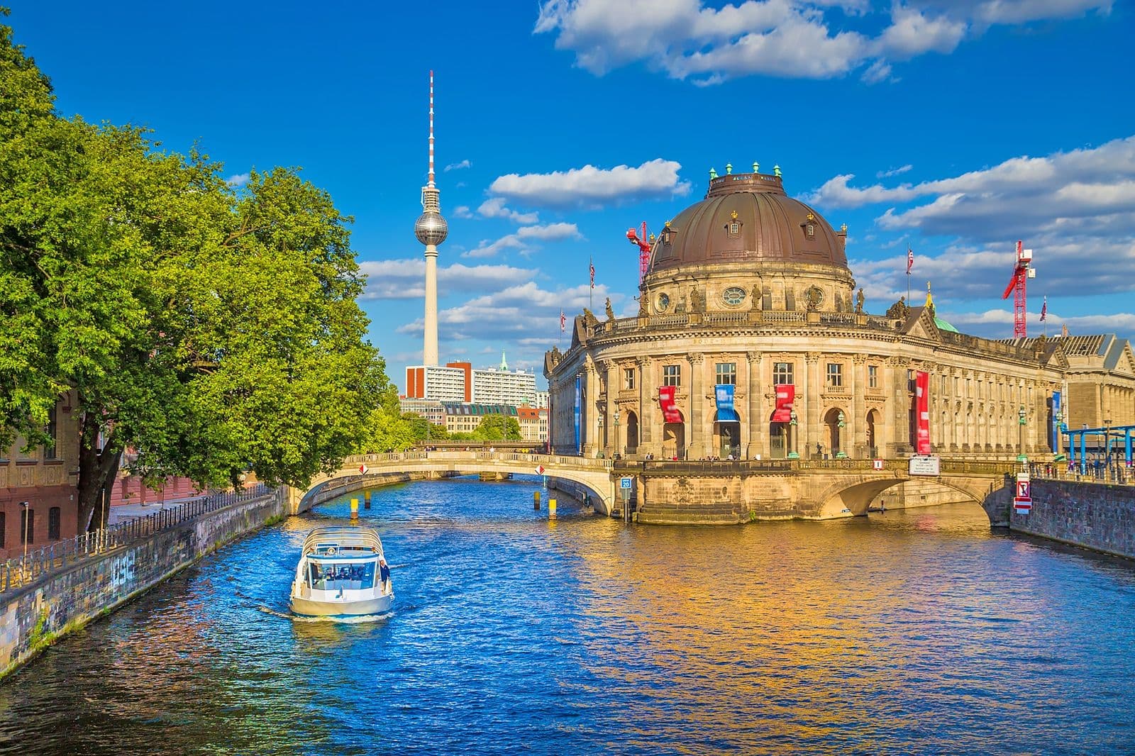High-Class Escort Berlin – Elegance and Exclusivity in Germany's Capital